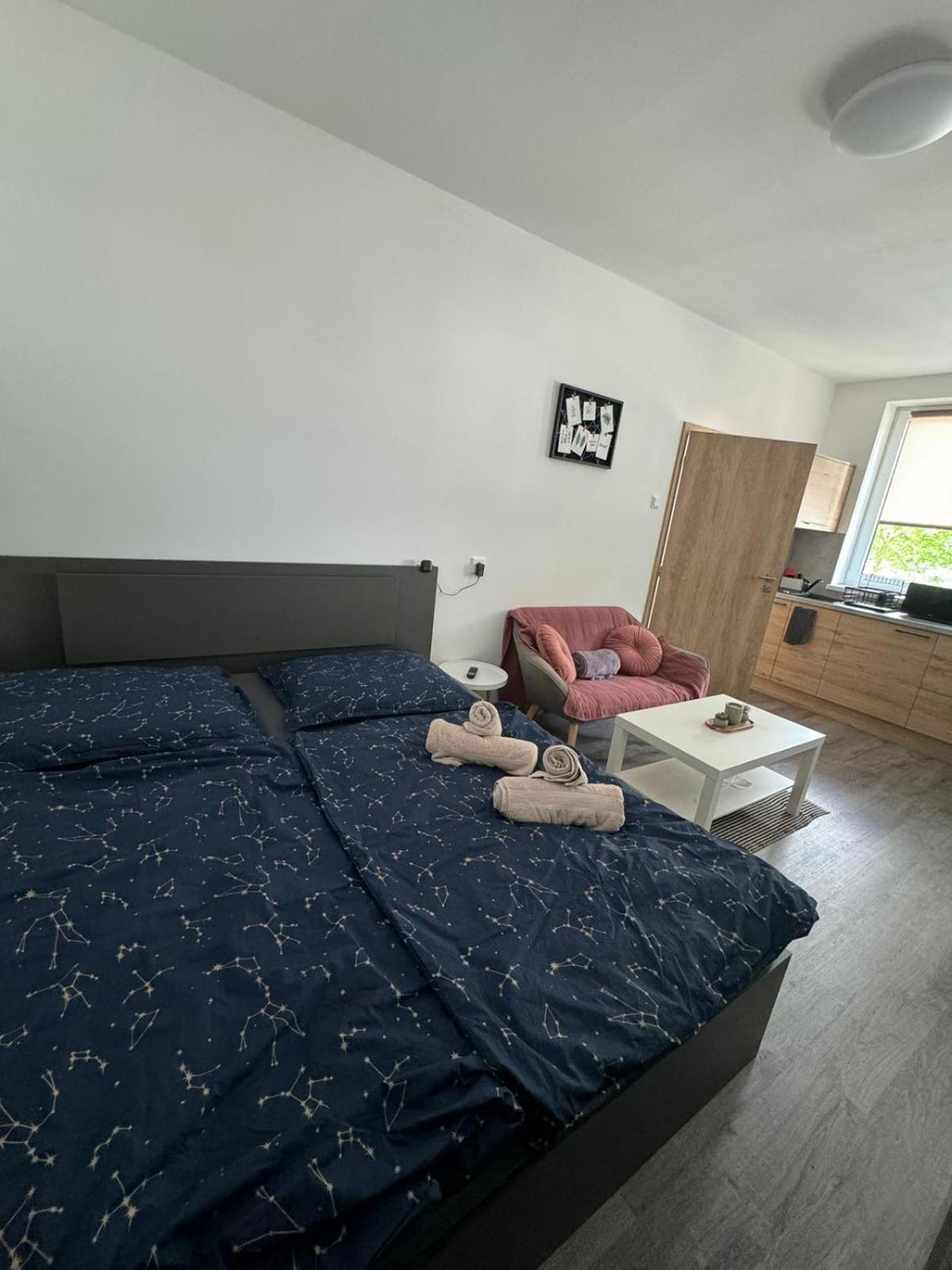 Hobiti Apartman - Sam Rathschlag Exteriör bild