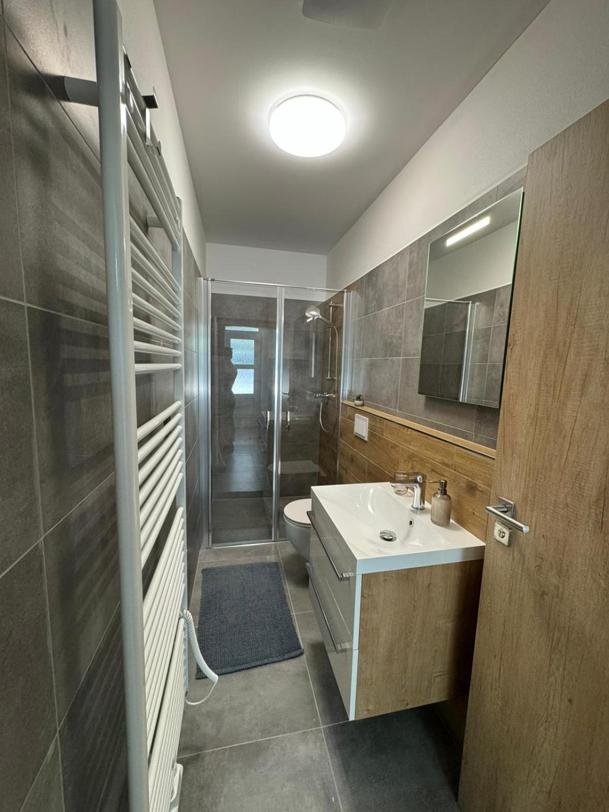 Hobiti Apartman - Sam Rathschlag Exteriör bild